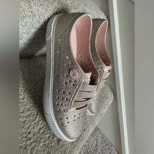 Blowfish Girls slip on size 4